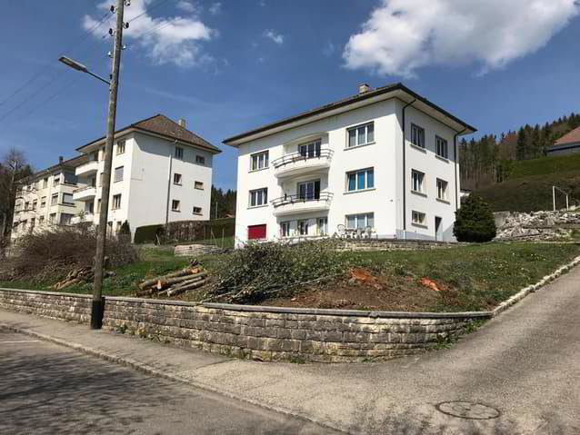 4 rooms Apartment for rent in Tramelan - image 1/9