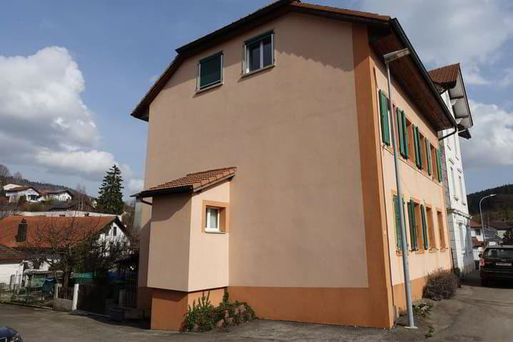 4.5 rooms Apartment for rent in Tramelan - image 1/12