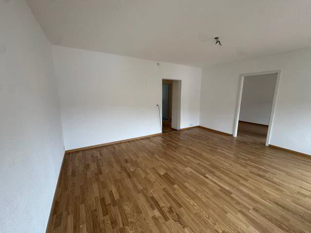 null Zimmer Büro zum verkaufen in St-Imier - Bild 1/13