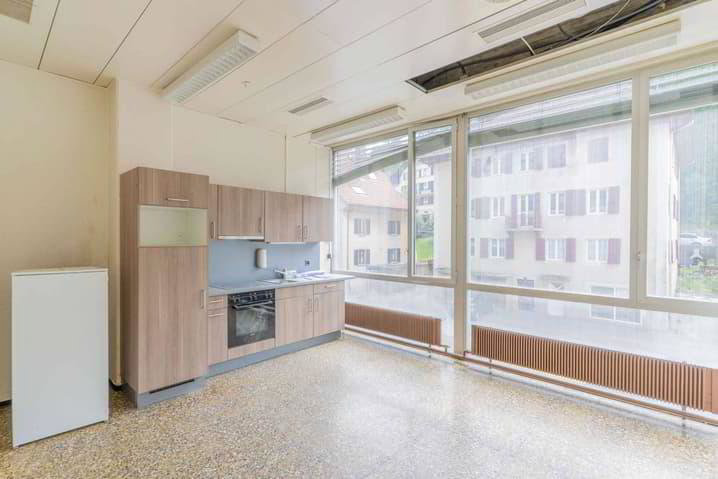 Ufficio & Commercio di null locali in affitto a Le Locle - immagine 1/3