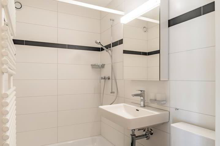 Appartement 1 pièces à louer à Le Locle - image 1/3