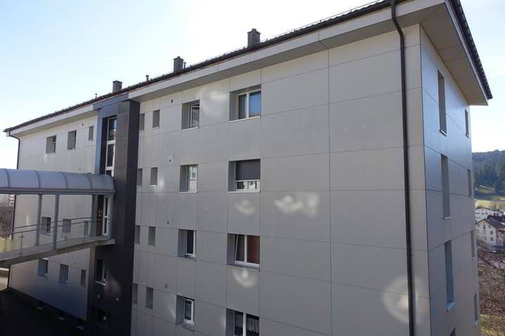 4.5 rooms Apartment for rent in Tramelan - image 1/11