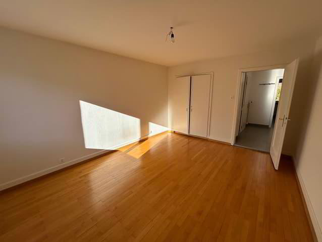 Appartement 3.5 pièces à louer à Sonvilier - image 1/12