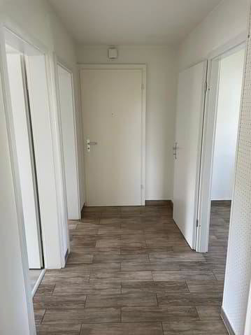 4 Zimmer Wohnung zu vermieten in Tramelan - Bild 1/6