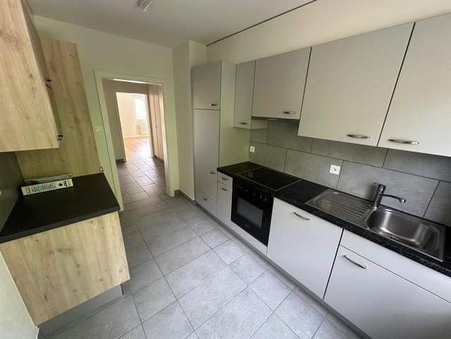 2.5 rooms Apartment for rent in Cortébert - image 1/8