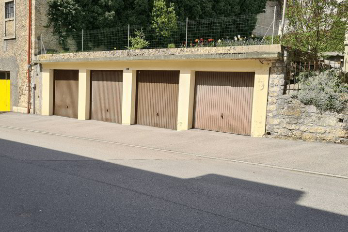 Ufficio & Commercio di 8 locali in vendita a St-Imier - immagine 1/3