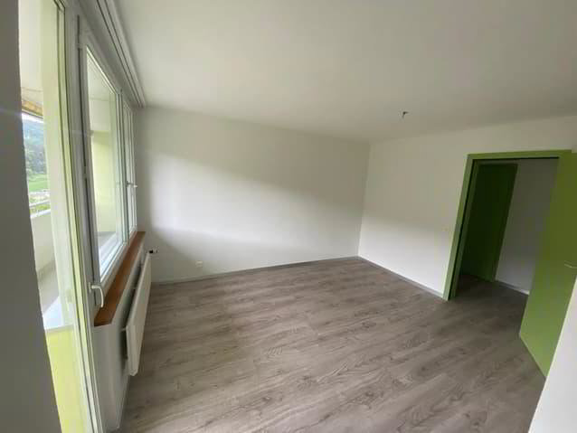 Appartamento di 2.5 locali in affitto a St-Imier - immagine 1/9