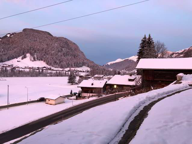 null Zimmer Wohnung zu vermieten in Gstaad - Bild 1/13