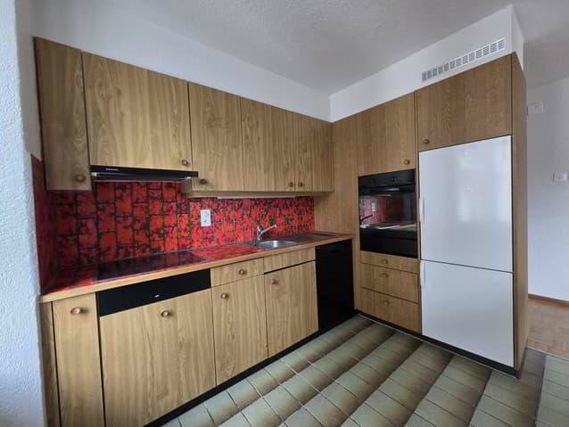 Spacieux 4,5 pièces de 92 m² avec cheminée et cachet - Ansicht 5