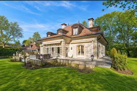 null rooms House to buy in Conches - image 1/1