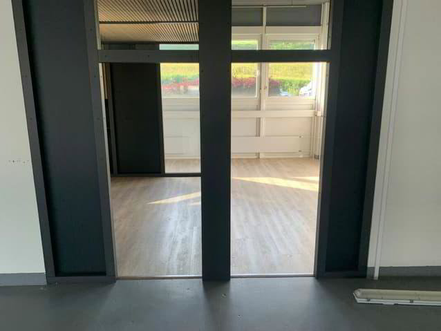 Ufficio & Commercio di 4.5 locali in affitto a Le Locle - immagine 1/5