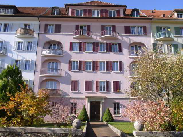 Appartement 3 pièces à louer à La Chaux-de-Fonds - image 1/6