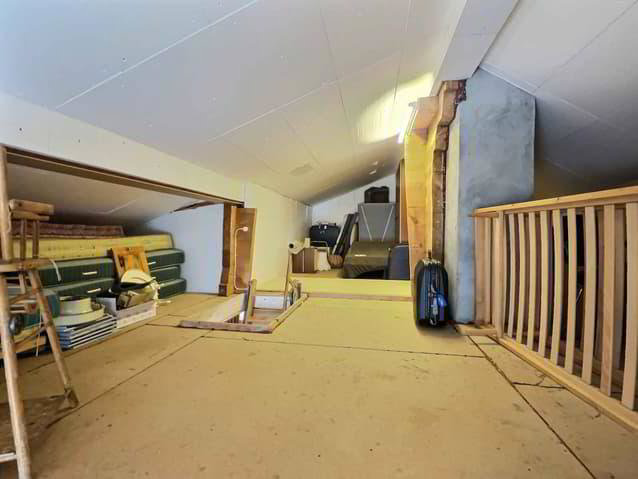 8.5 rooms House to buy in Val-d'Illiez - image 1/13
