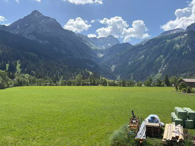 3.5 rooms Apartment to buy in Gsteig b. Gstaad - image 1/6