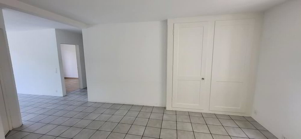 Appartamento di 3 locali in affitto a Bienne - immagine 1/13