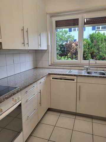 Appartement 3 pièces à louer à Bienne - image 1/13