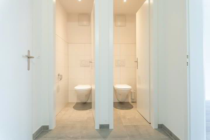 Ufficio & Commercio di 1 locali in affitto a Bienne - immagine 1/13