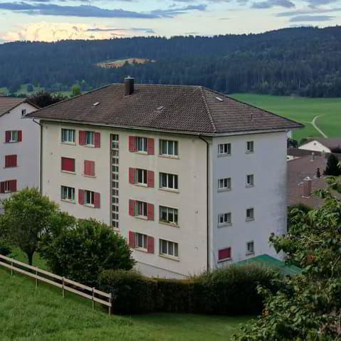 4.5 Zimmer Wohnung zum verkaufen in Tramelan - Bild 1/10