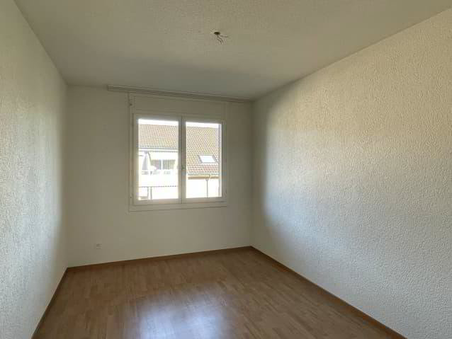 4.5 rooms Apartment for rent in Bösingen - image 1/10