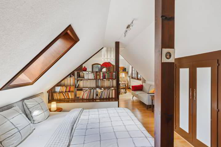 Casa di 9 locali in vendita a Aigle - immagine 1/13