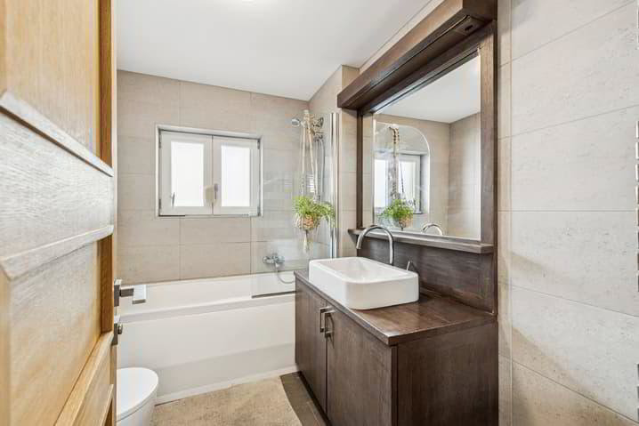 Appartamento di 4 locali in vendita a Leysin - immagine 1/13