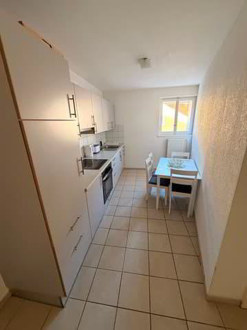 12 Zimmer Büro zum verkaufen in Moutier - Bild 1/12