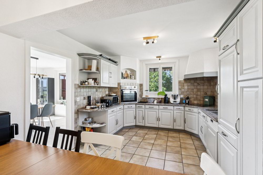 Haus, 234 m²