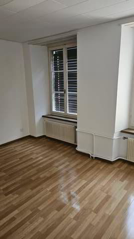 Appartamento di 2.5 locali in affitto a St-Imier - immagine 1/13