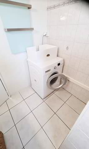Appartamento di 3 locali in affitto a La Neuveville - immagine 1/11