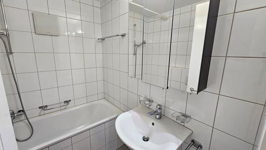 Appartamento di 3 locali in affitto a Bienne - immagine 1/9