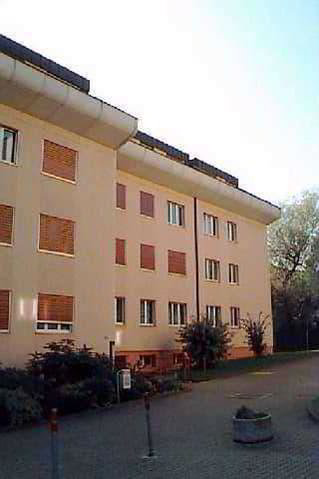Parking, garage null pièces à louer à Pully - image 1/2