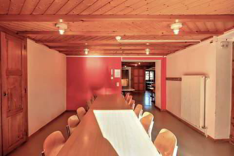null rooms House to buy in Morgins - image 1/1