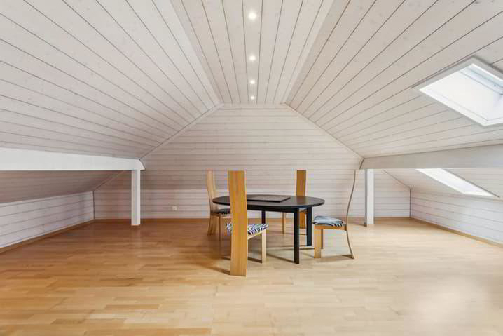 7 rooms Apartment to buy in Greng - image 1/13