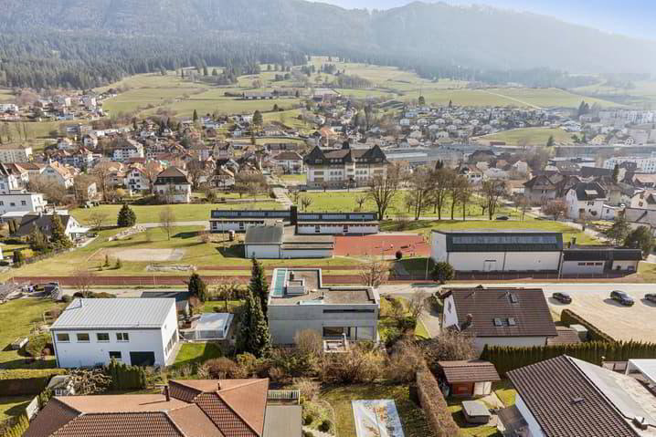 Casa di 7.5 locali in vendita a Reconvilier - immagine 1/13