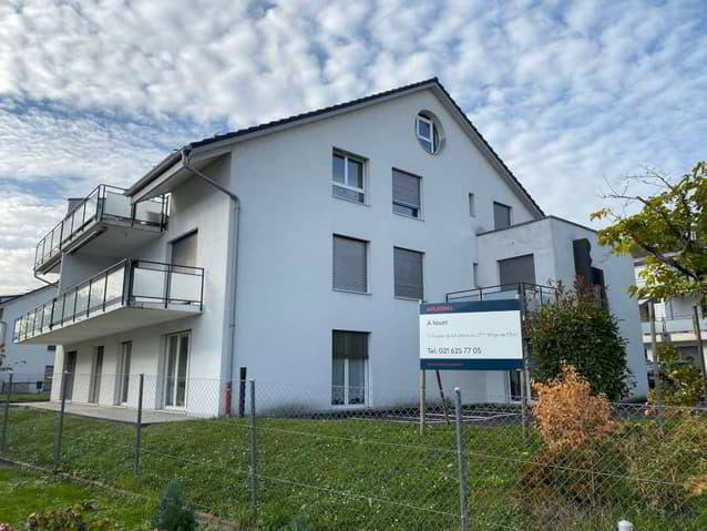 4.5 Zimmer Wohnung zu vermieten in Rolle - Bild 1/11