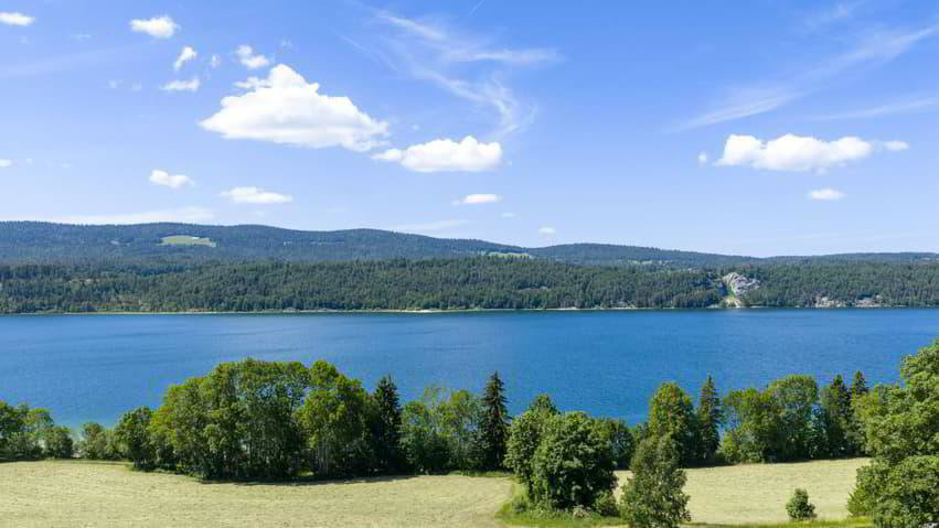 5.5 rooms House to buy in Les Bioux - image 1/7