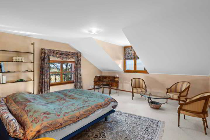 7 rooms House to buy in Féchy - image 1/13