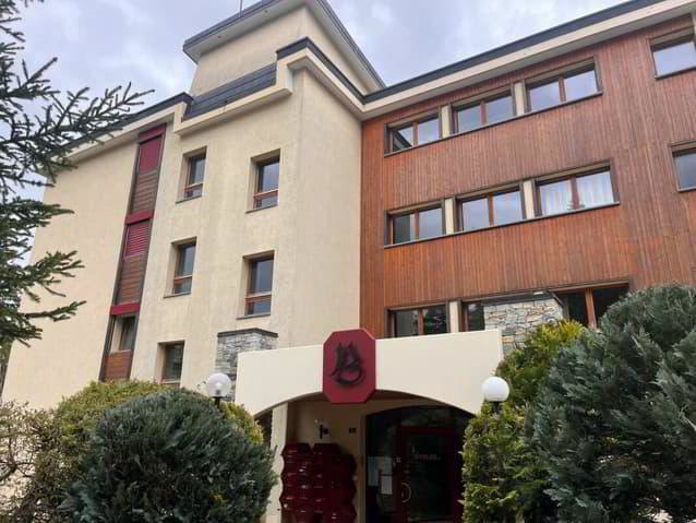 1.5 rooms Apartment to buy in Crans-Montana - image 1/7
