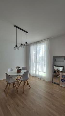 4 Zimmer Wohnung zu vermieten in Renens VD - Bild 1/7