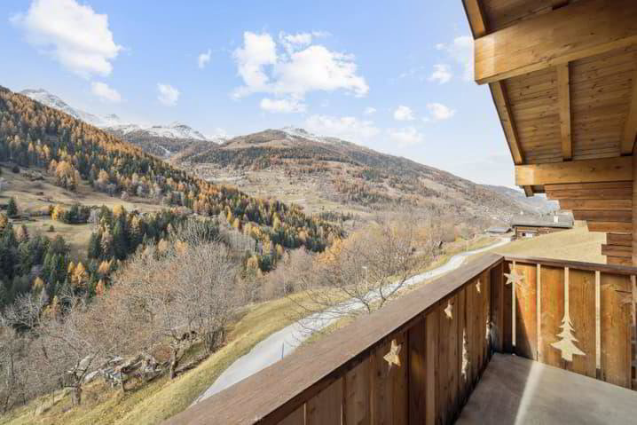 5.5 rooms House to buy in Ayer - image 1/13
