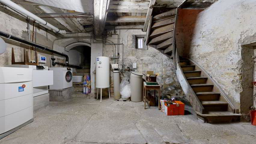 11 Zimmer Büro zum verkaufen in La Neuveville - Bild 1/10
