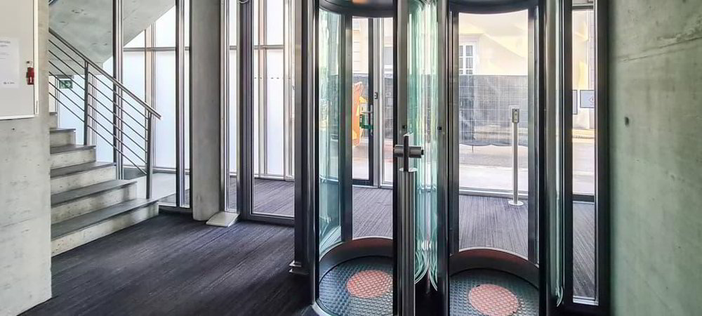 Ufficio & Commercio di null locali in affitto a Bienne - immagine 1/13