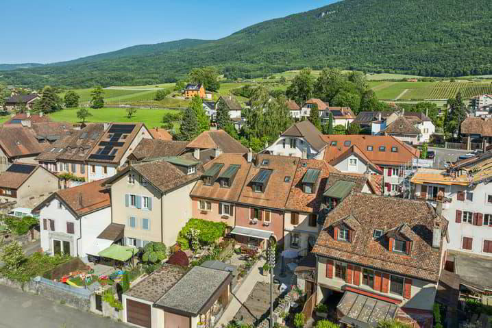 5.5 Zimmer Haus zum verkaufen in Concise - Bild 1/13