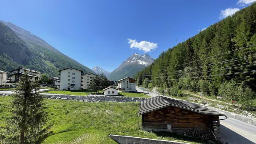 4.5 Zimmer Wohnung zum verkaufen in Saas-Grund - Bild 1/13