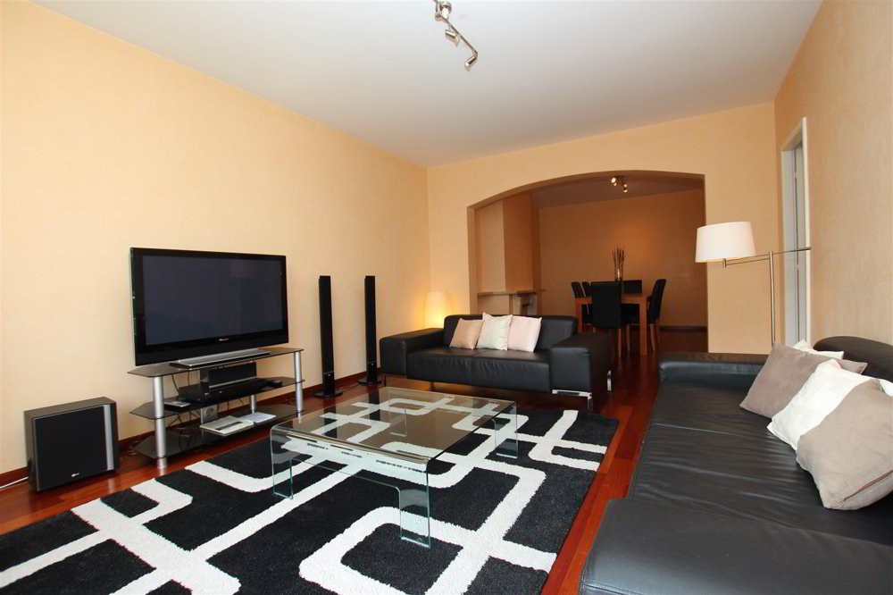 5 Zimmer Wohnung zu vermieten in Geneva - Bild 1/6
