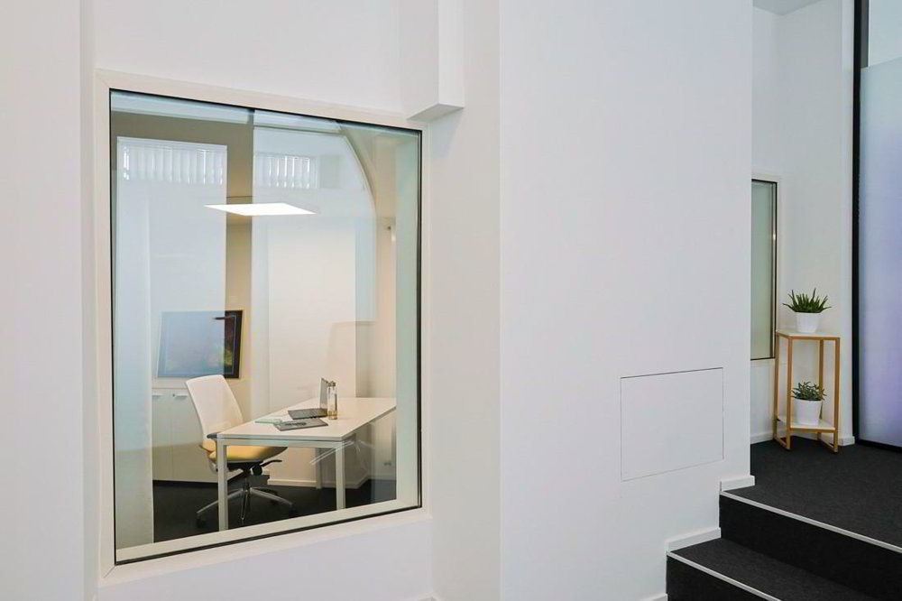 1 rooms Office & Commercial for rent in Montreux - image 1/5