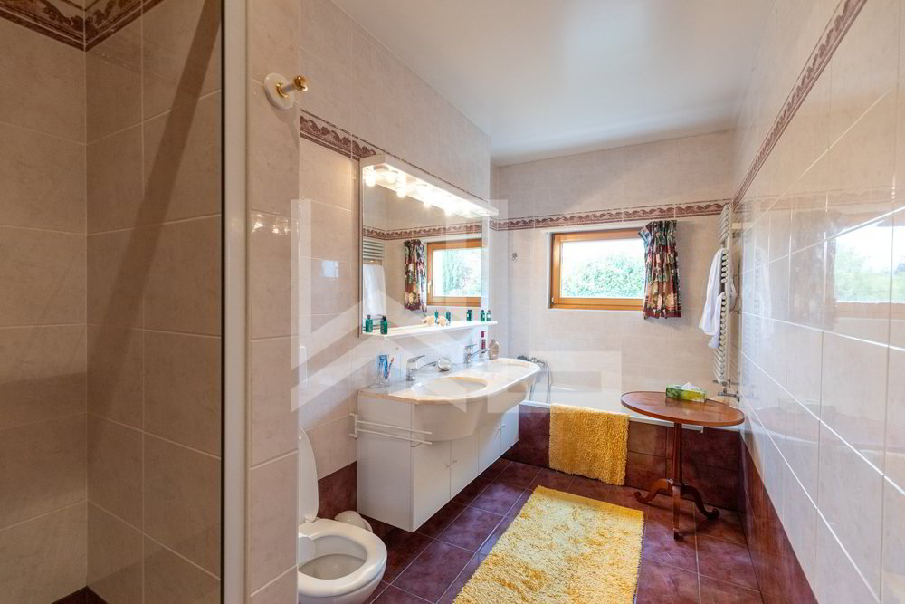 Casa di 8 locali in vendita a Féchy - immagine 1/13
