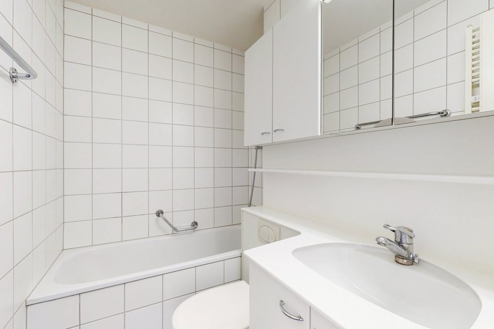 3 rooms Apartment for rent in Bâle - image 1/9