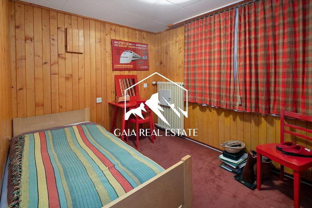 Casa di 7 locali in affitto a Crans-Montana - immagine 1/13
