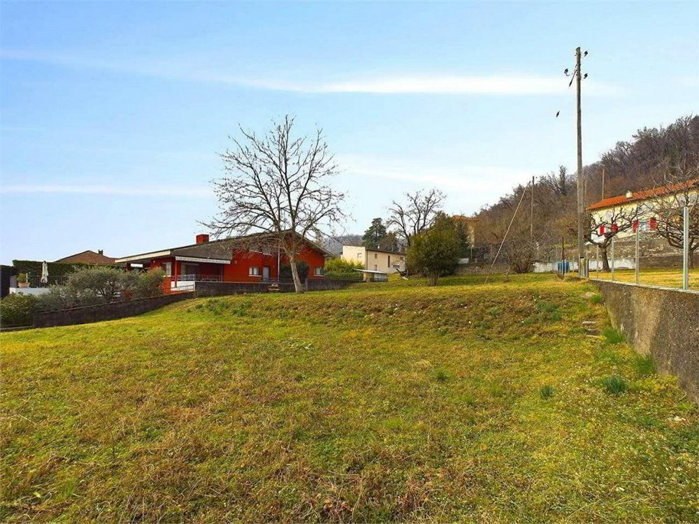 Terreno di null locali in vendita a Arzo - immagine 1/6